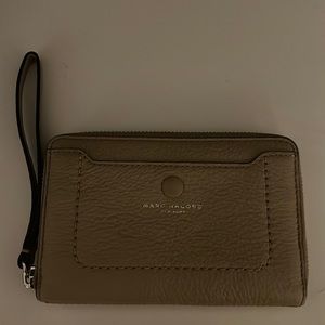 Woman’s Wallet